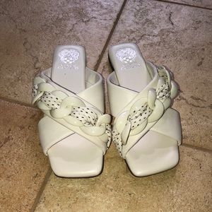 Vince Camuto Azori Chain Sandals NWOT